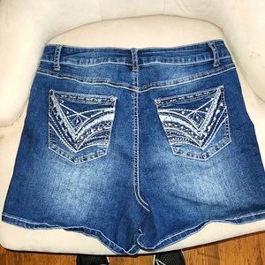 3/$25 EST 1946 Jean Shorts Size 10